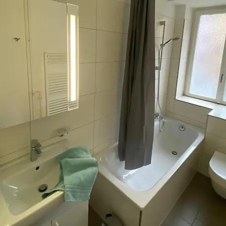 H4 Family Apartment, Central, Quite, Modern Zúrich