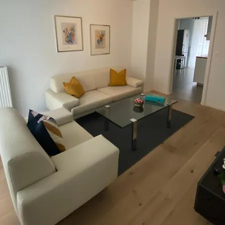 Appartamento H4 Family Apartment, Central, Quite, Modern